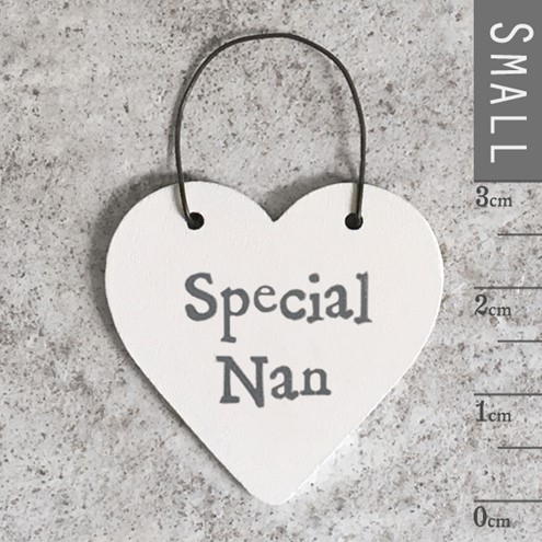 'Special Nan' Wooden Tag Main Image