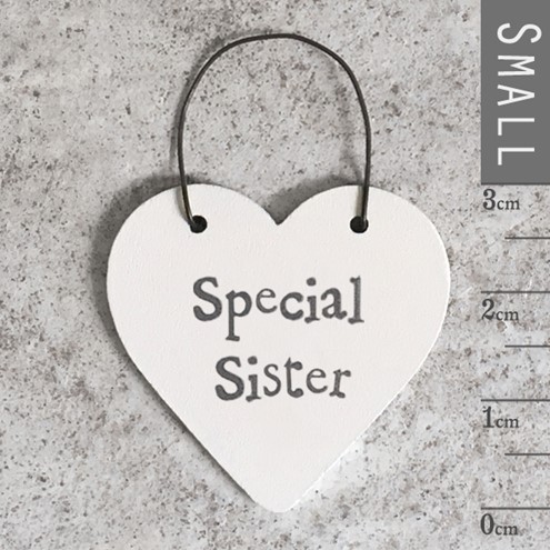'Special Sister' Wooden Tag Main Image