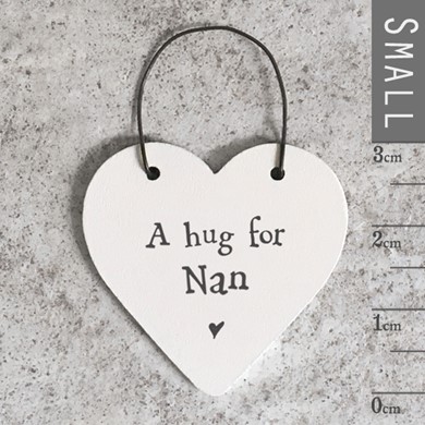 'A Hug For Nan' Wooden Tag