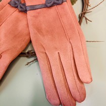 Bow Detail Gloves Alternate Image