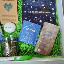 Caring Arms Gift Box Alternate Image