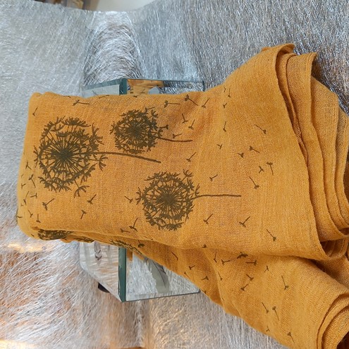 Dandelion Scarf Main Image