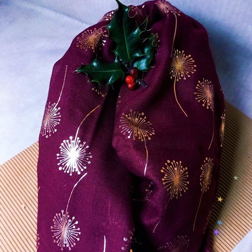 Festive Dandelion Scarf Alternate Image