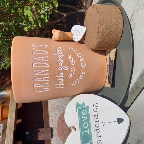 Grandad's Herb Garden Father's Day Gift Set Alternate Image